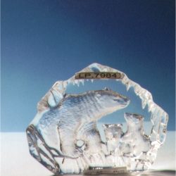 CRYSTAL ART PLAQUE POLAR BEAR