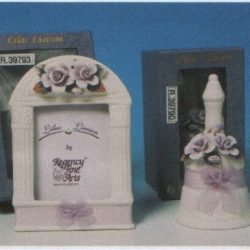 R39793 POTTERY LILAC FRAME