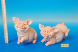 PIG 2 ASSORTED